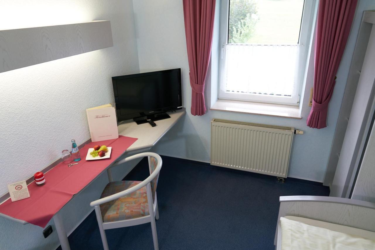 Landgasthof Fleischhauer Homberg  ภายนอก รูปภาพ
