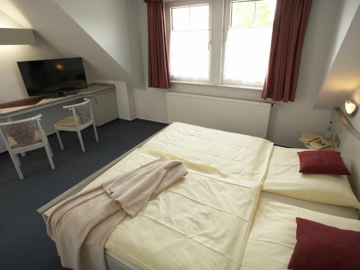 Landgasthof Fleischhauer Homberg  ภายนอก รูปภาพ