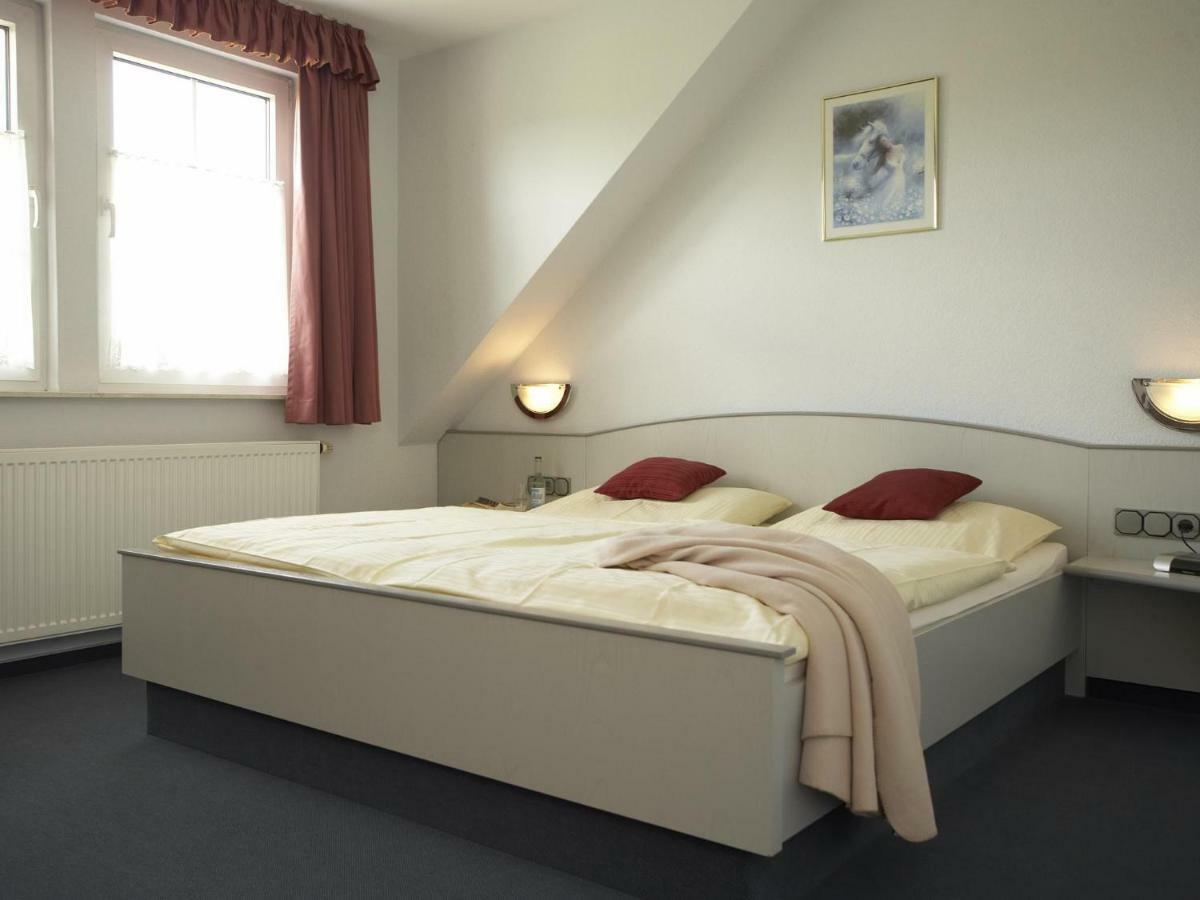 Landgasthof Fleischhauer Homberg  ภายนอก รูปภาพ