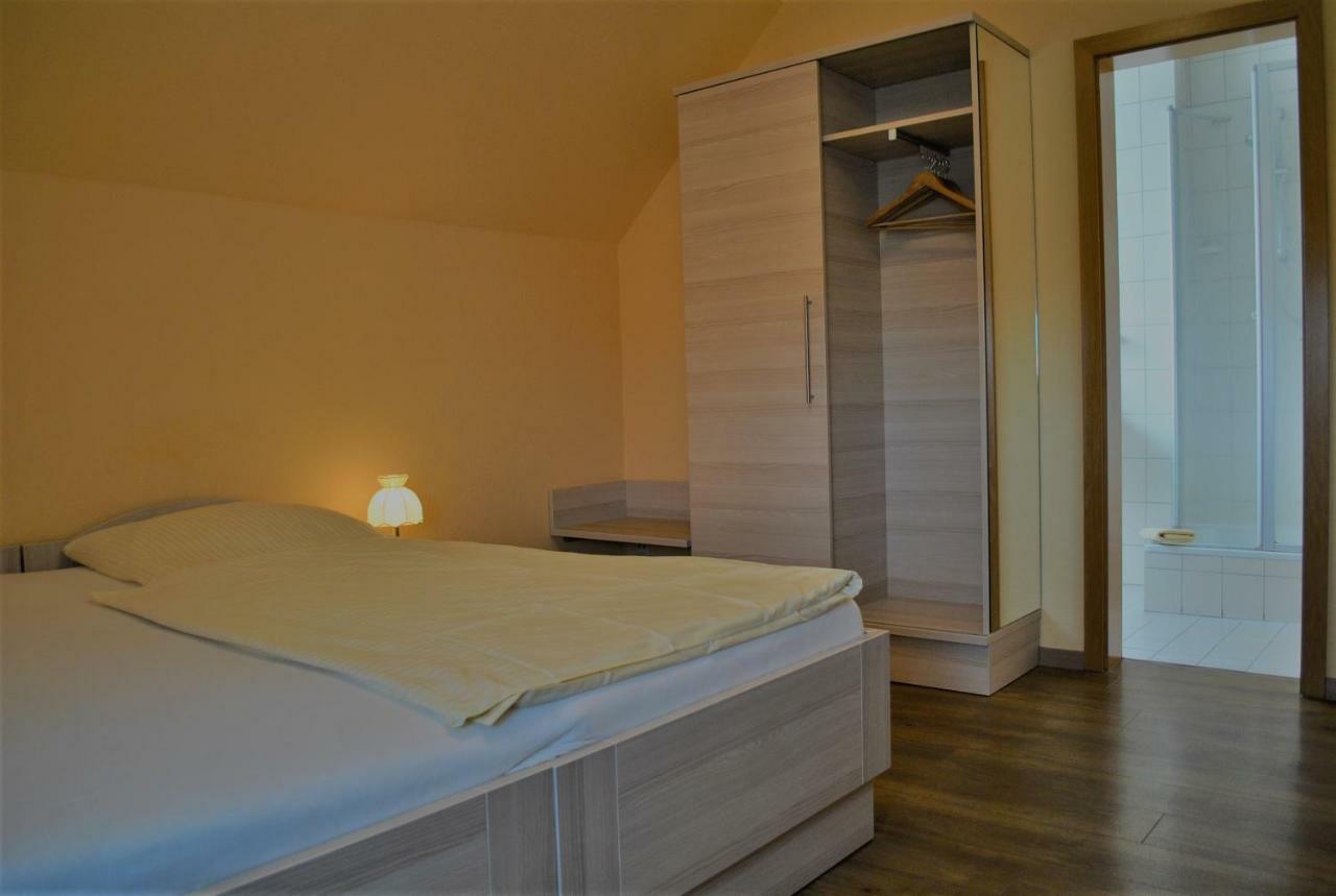 Landgasthof Fleischhauer Homberg  ภายนอก รูปภาพ
